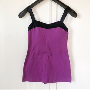 Lululemon tank top with shelf bra.